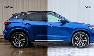 Avant-après lavage complet sur SUV bleu, effet éclatant