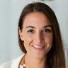Sophie D. entrepreneuse, detailing sur peinture rouge